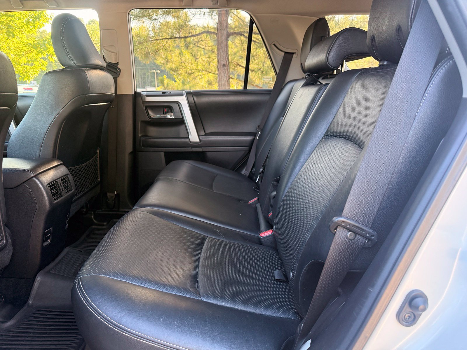 Used 2019 Toyota 4Runner Limited AWD/4WD image 38