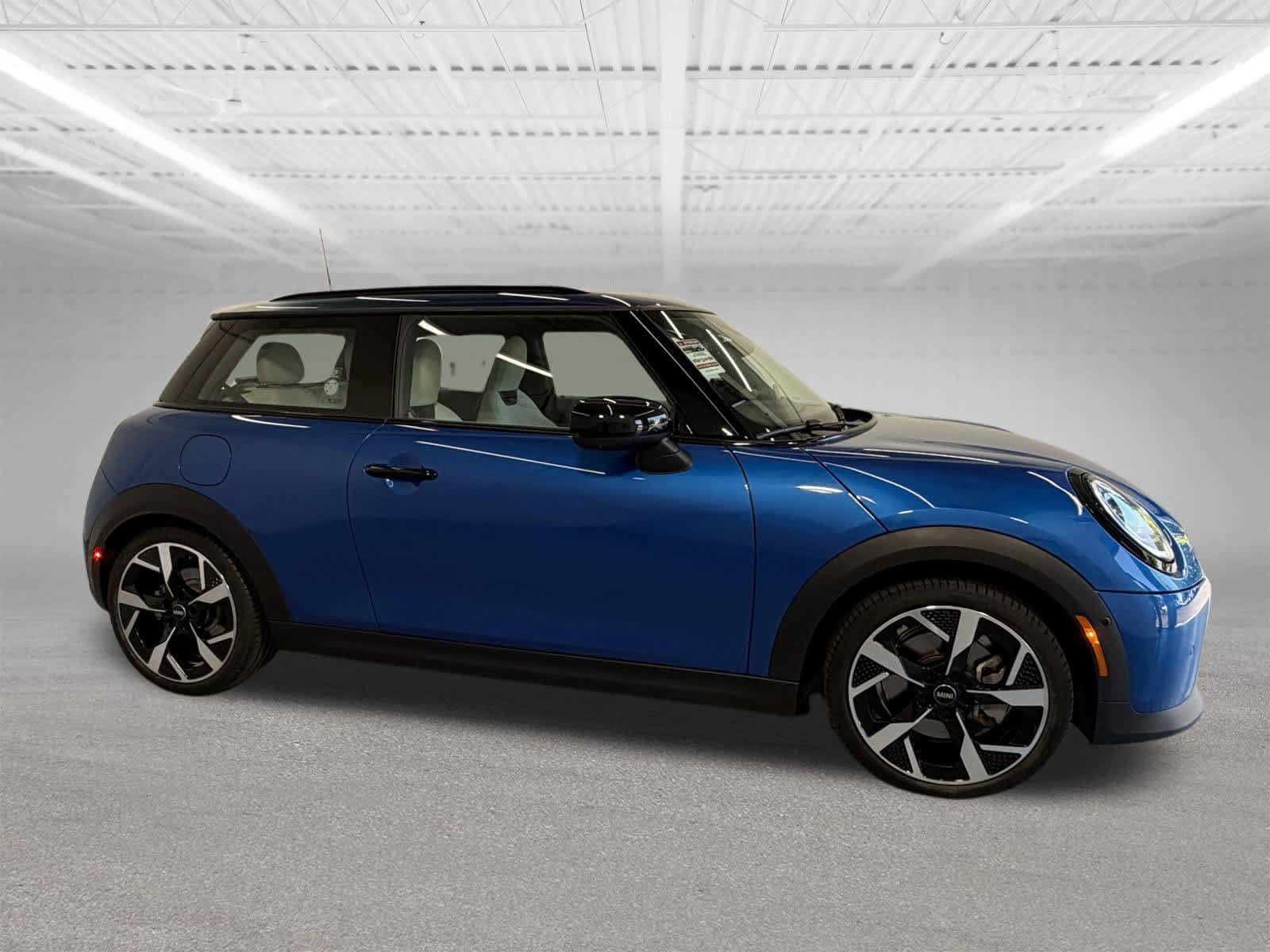 Used 2026 MINI Cooper S FWD image 7