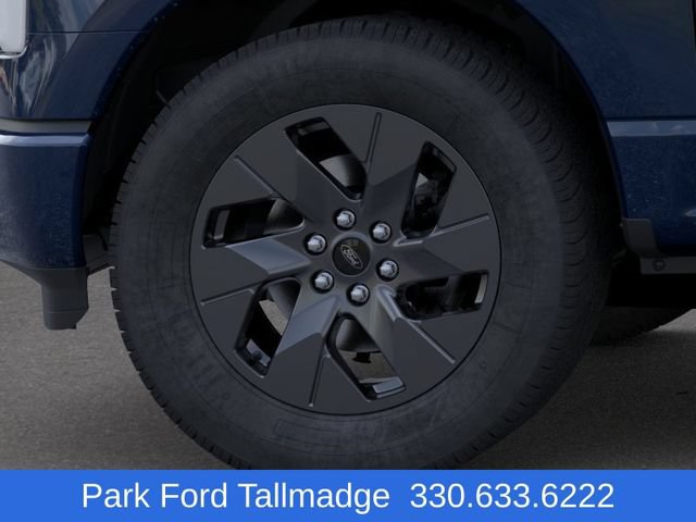 New 2025 Ford F150 Lightning Flash AWD/4WD image 19