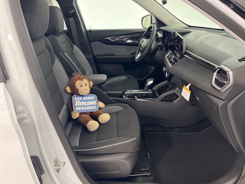 New 2026 Chevrolet TrailBlazer LT w/ Convenience Package image 25