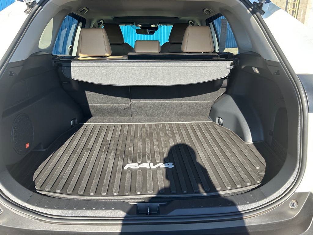 Used 2022 Toyota RAV4 Limited w/ Limited Grade Weather Package image 24