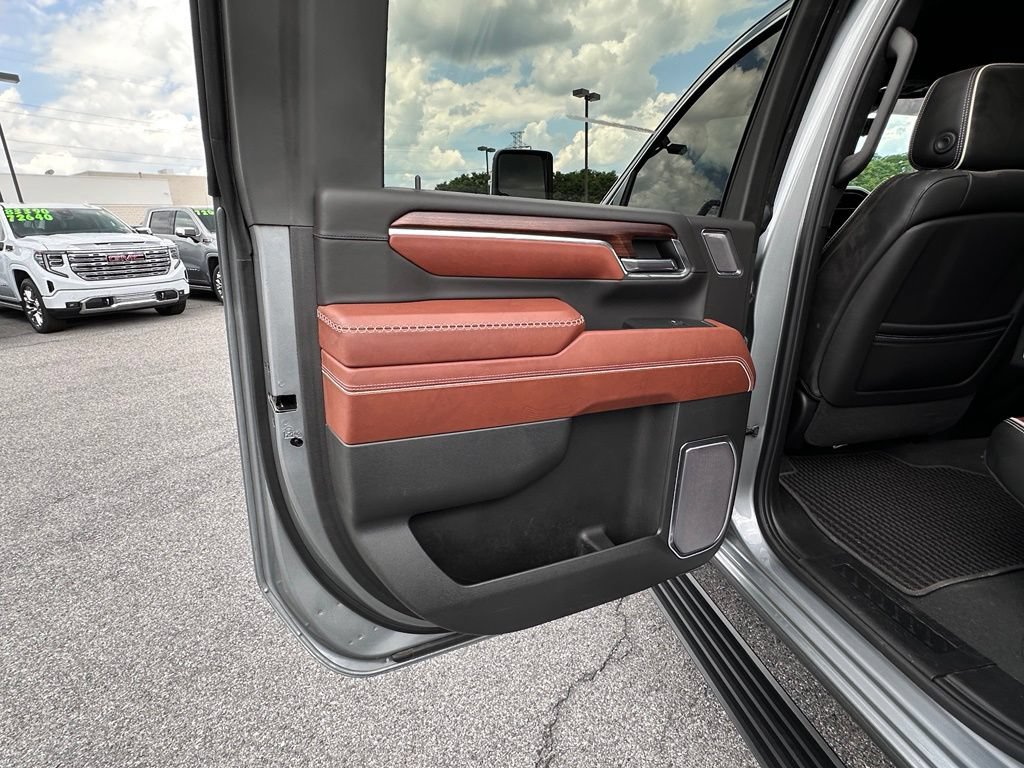 Certified 2024 GMC Sierra 2500 Denali Ultimate w/ Snow Plow Prep/Camper Package AWD/4WD image 27