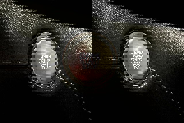 Used 2023 Hyundai Santa Fe SEL w/ Premium Package image 36