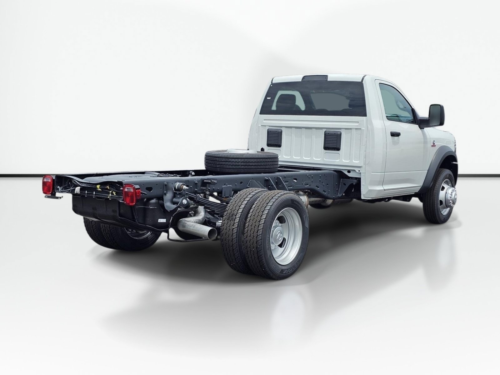 New 2026 RAM 4500 Tradesman w/ Chrome Appearance Group AWD/4WD image 10