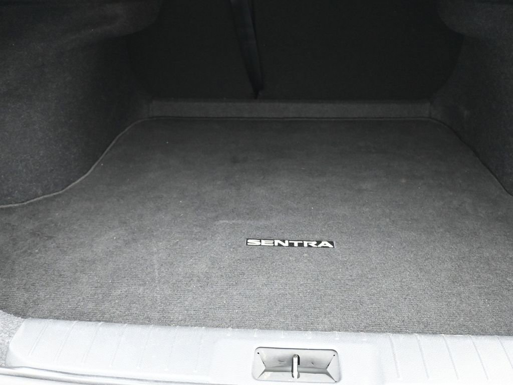 Used 2021 Nissan Sentra SV image 14