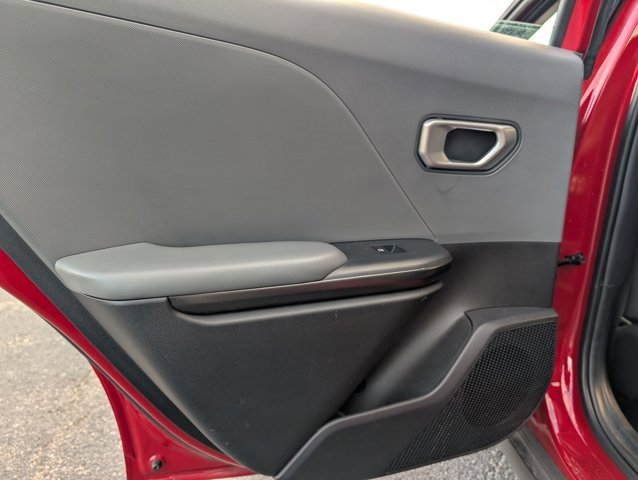 Used 2025 Kia K4 LXS image 25