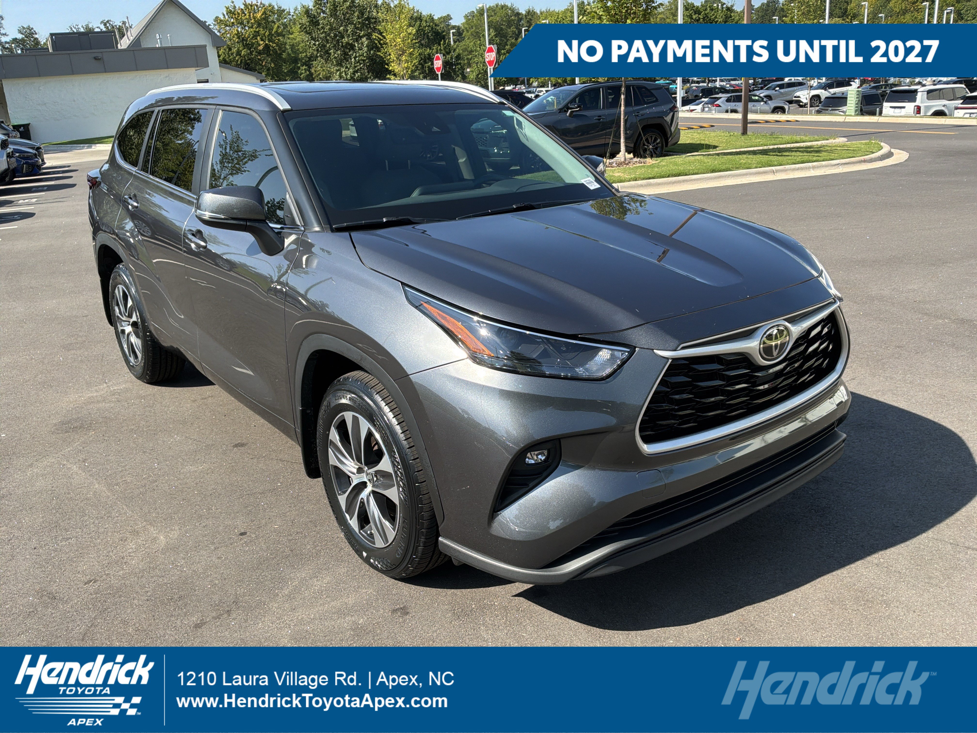 Used 2024 Toyota Highlander XLE