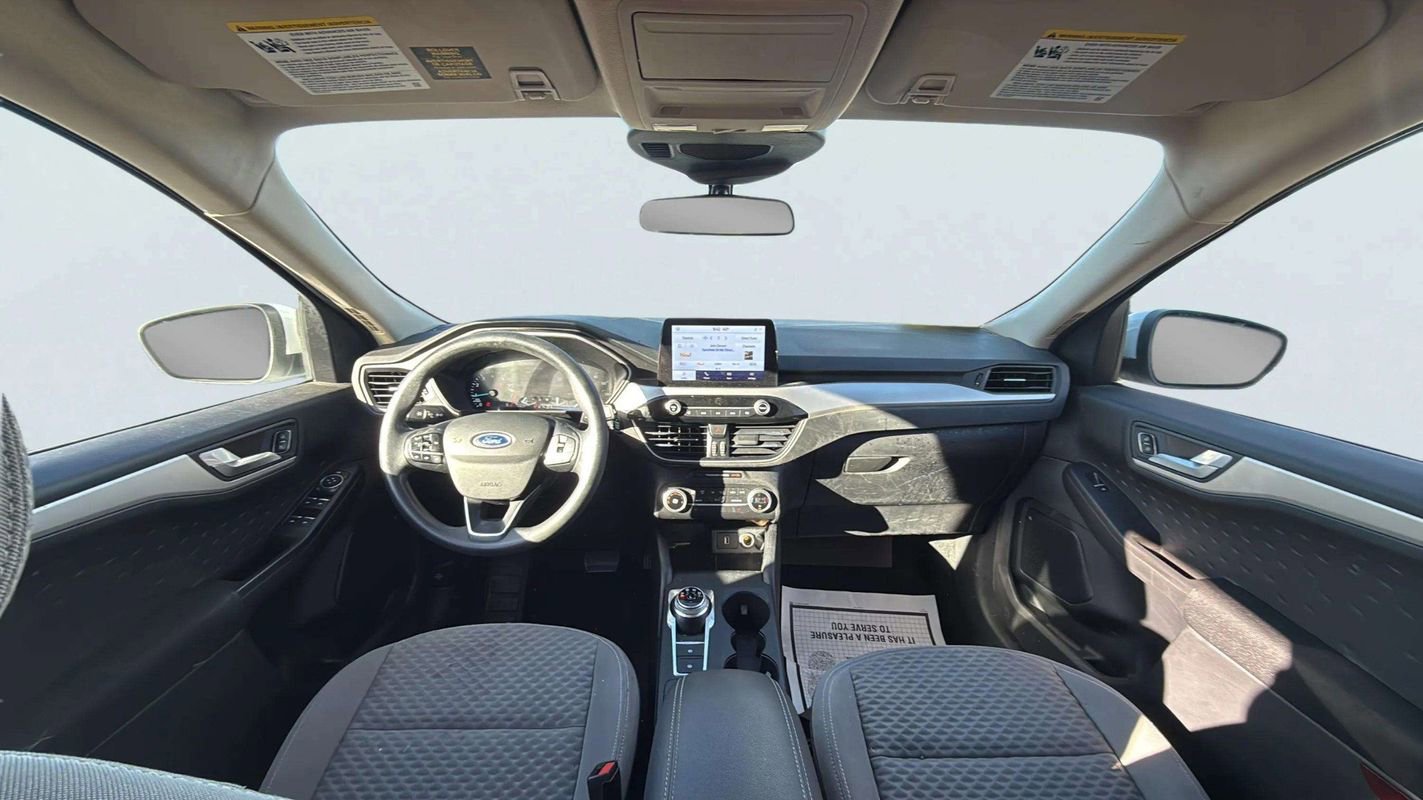 Used 2020 Ford Escape SE image 8