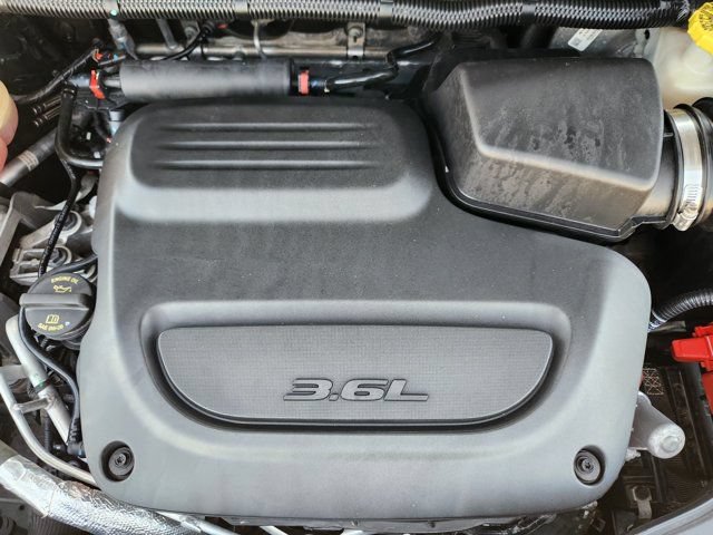 Used 2019 Chrysler Pacifica Touring-L w/ Advanced Safetytec Group FWD image 35
