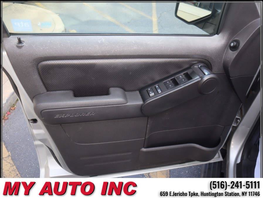 Used 2010 Ford Explorer XLT AWD/4WD image 22