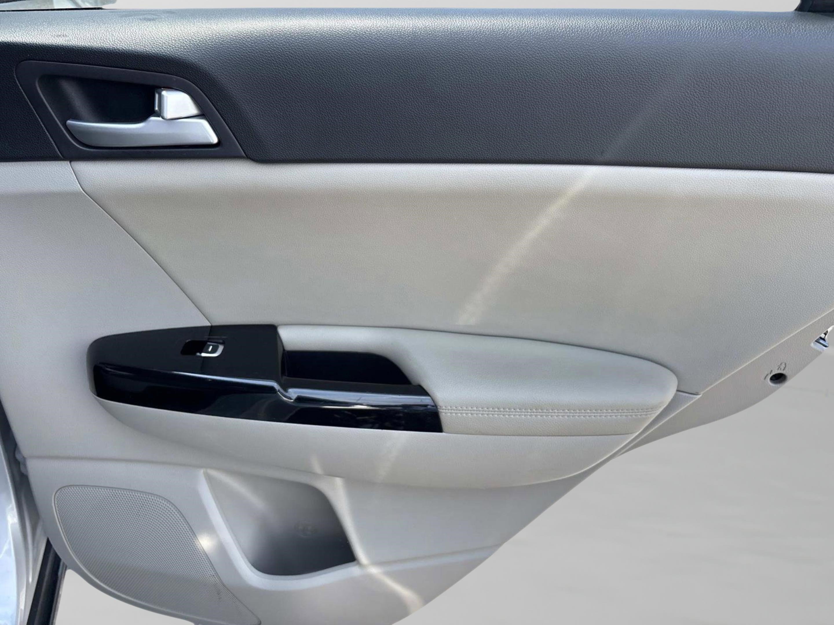 Used 2022 Kia Sportage Nightfall Edition w/ Nighfall AWD Premium Package image 16