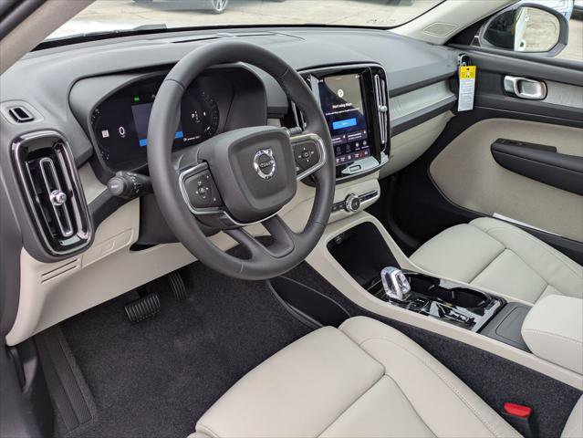 New 2026 Volvo XC40 B4 Plus w/ Climate Package image 7