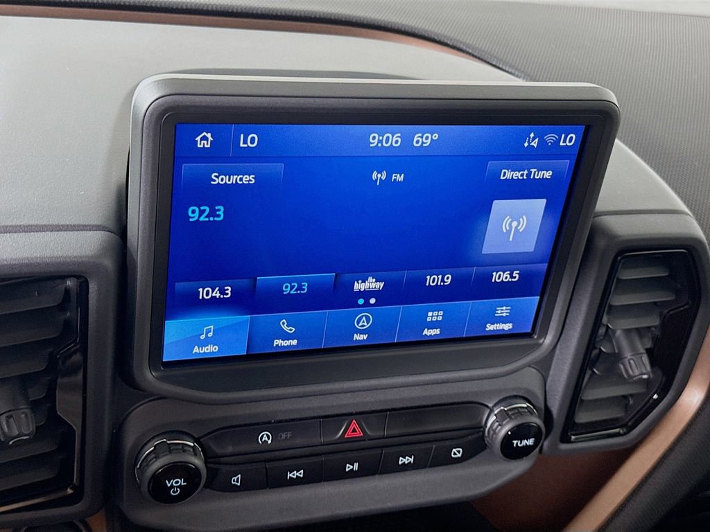 Used 2023 Ford Bronco Sport Outer Banks w/ Tech Package AWD/4WD image 7