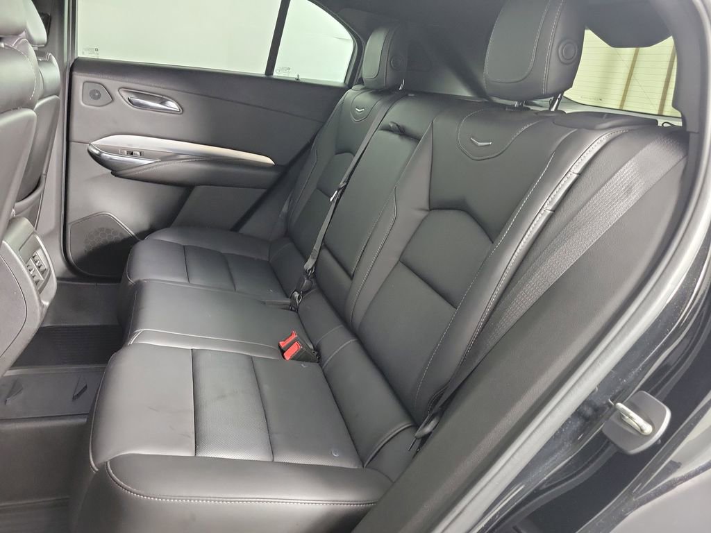 Used 2021 Cadillac XT4 Premium Luxury FWD image 10