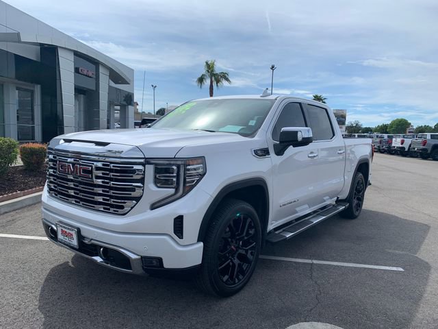 Used 2024 GMC Sierra 1500 Denali w/ Technology Package image 2