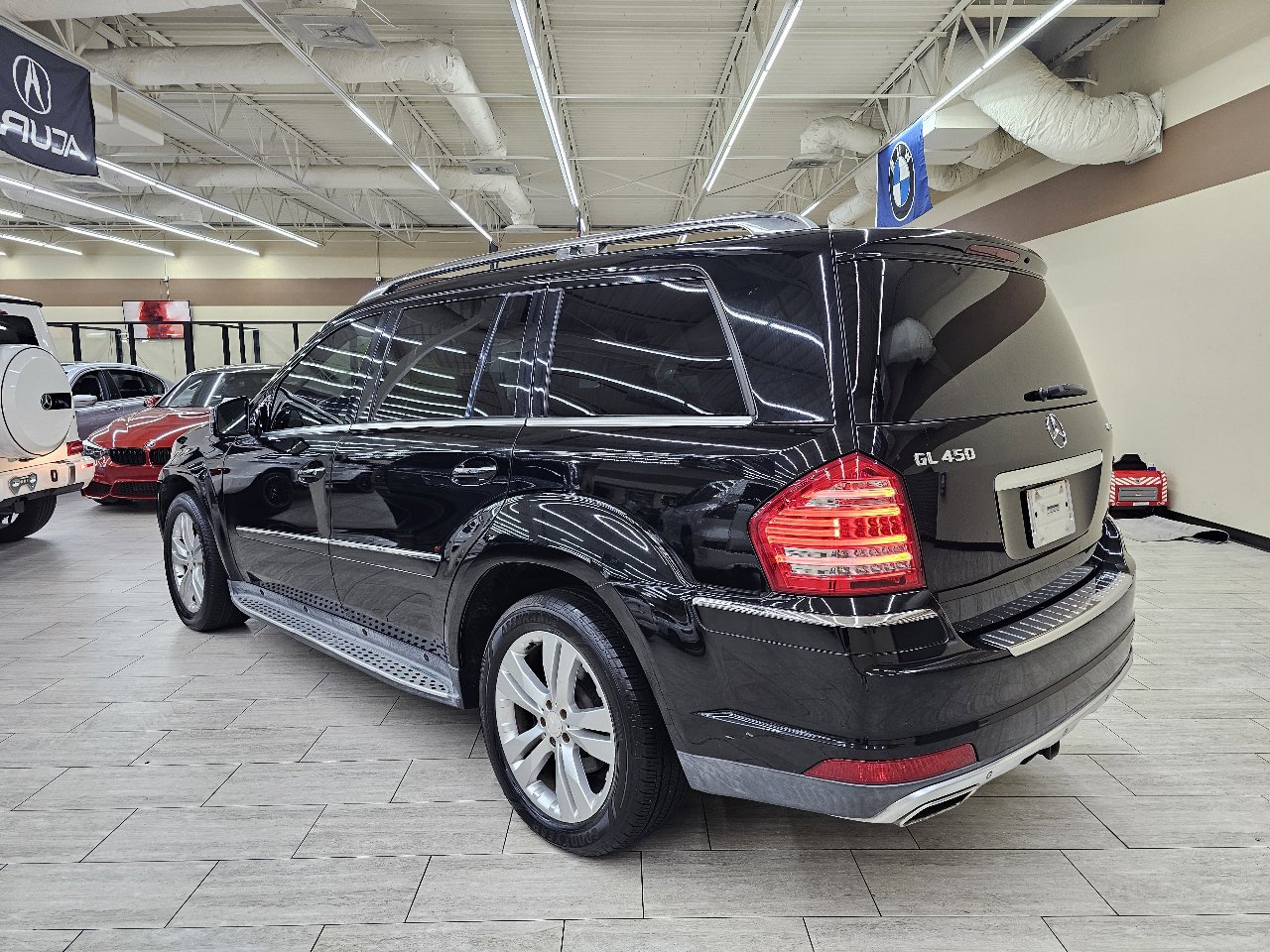 Used 2011 Mercedes-Benz GL 450 4MATIC image 9