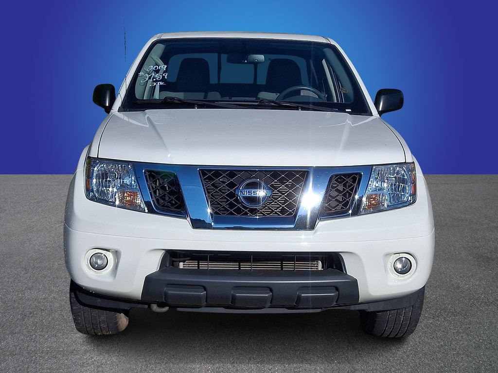 Used 2019 Nissan Frontier SV w/ Value Truck Package AWD/4WD image 2