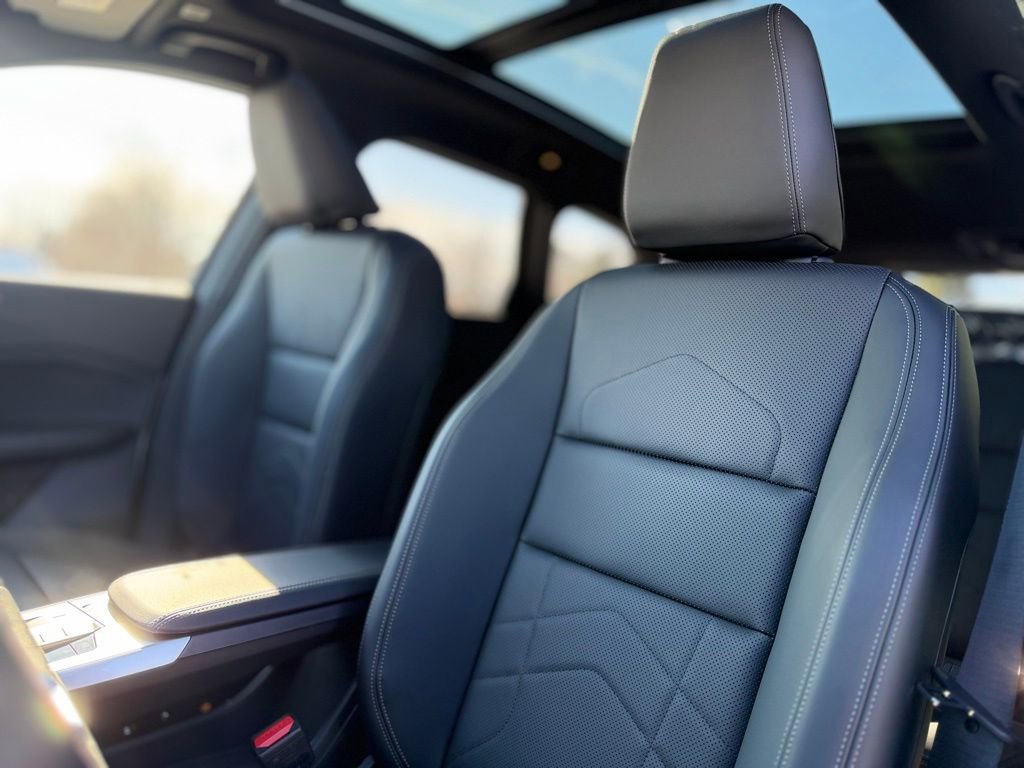 New 2026 BMW X1 xDrive28i w/ Convenience Package image 14