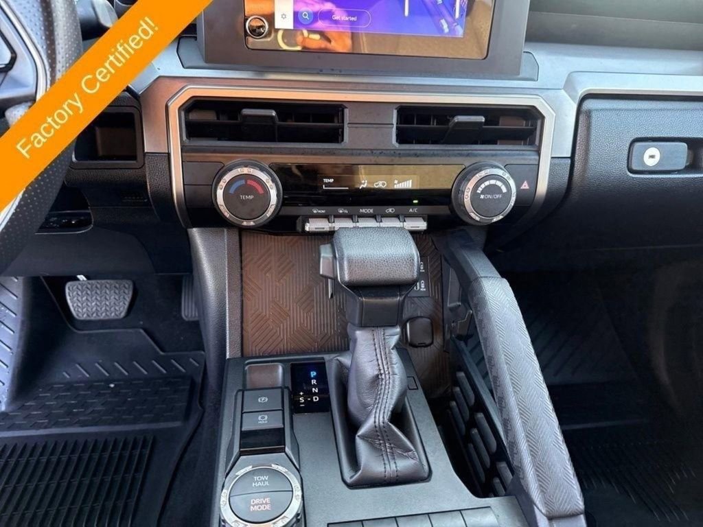 Used 2025 Toyota 4Runner SR5 image 12