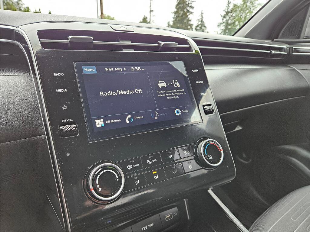 Used 2024 Hyundai Santa Cruz SE AWD/4WD image 20