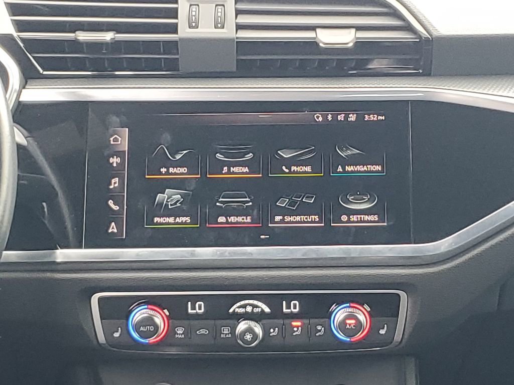 Used 2020 Audi Q3 2.0T Premium Plus w/ Premium Plus Package AWD/4WD image 22