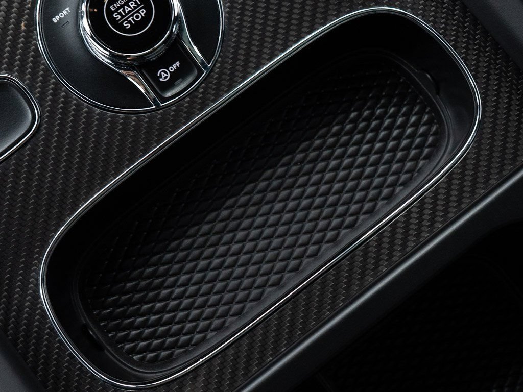 Certified 2025 Bentley Bentayga AWD/4WD image 35