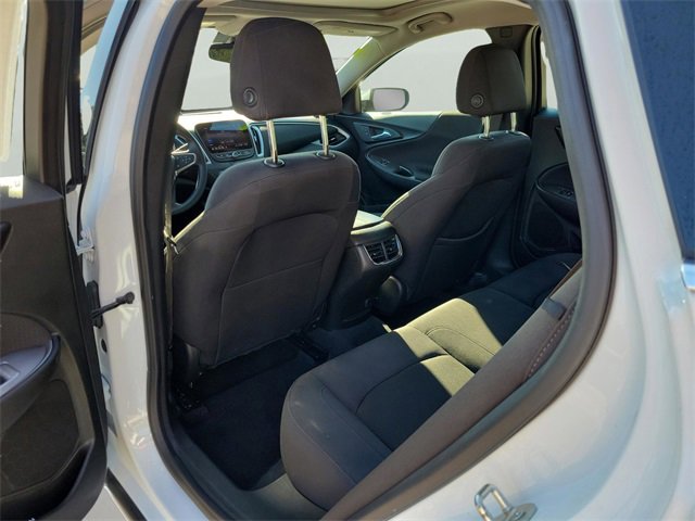 Used 2024 Chevrolet Malibu LT image 9