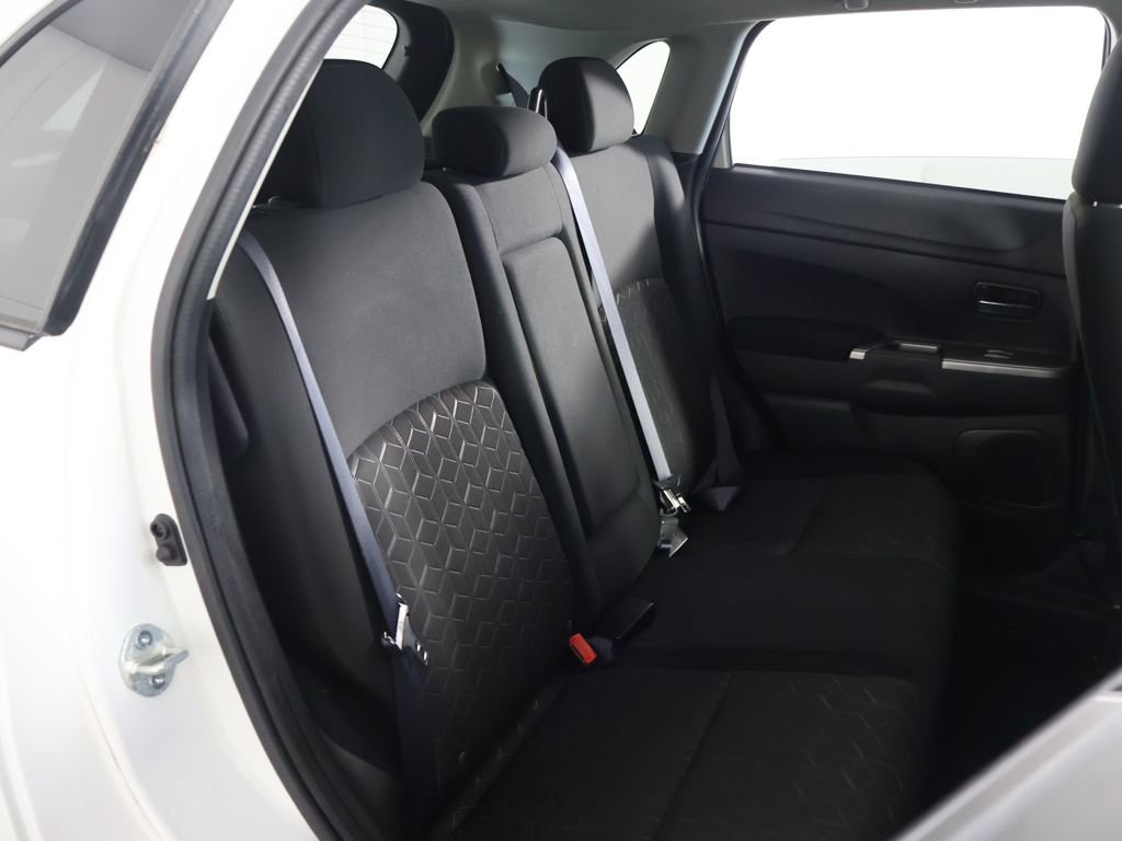 Used 2021 Mitsubishi Outlander Sport SE AWD/4WD image 29