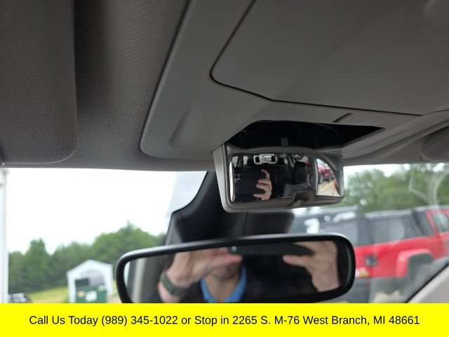 Used 2023 Chrysler Pacifica Touring-L FWD image 36