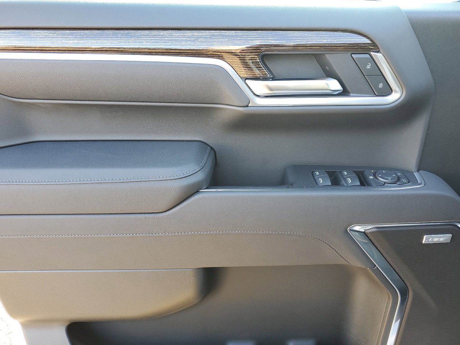 New 2025 GMC Sierra 1500 Elevation w/ Preferred Package image 22