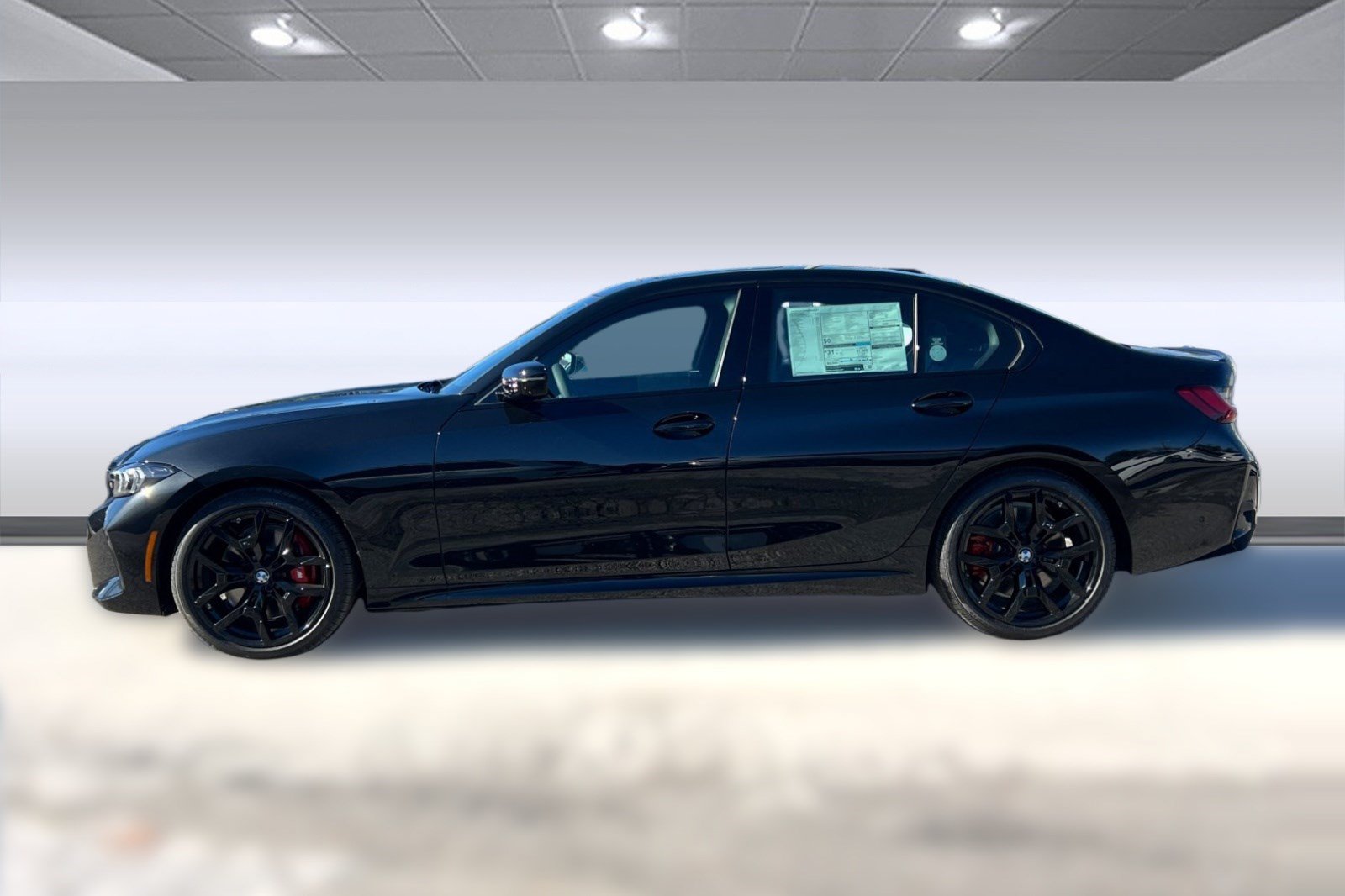 Used 2026 BMW 330i Sedan w/ M Sport Package RWD image 2