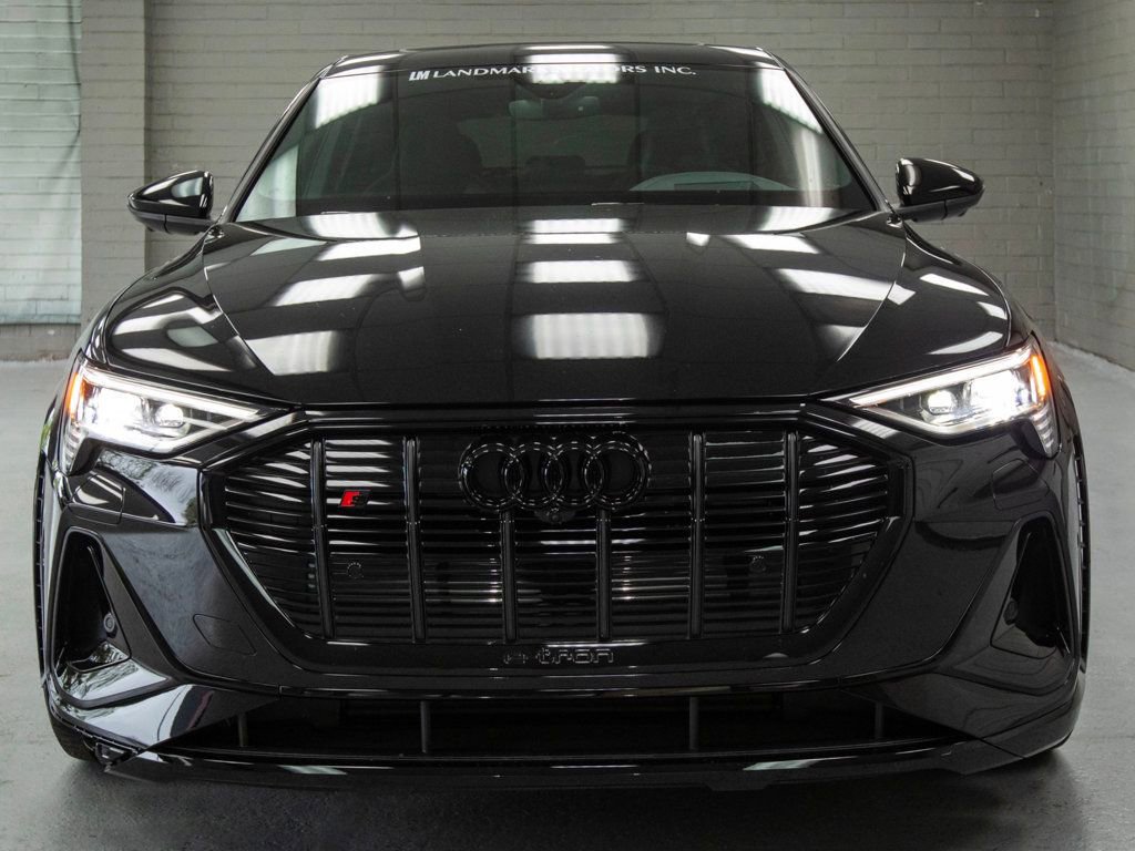 Used 2023 Audi e-tron S Prestige w/ Prestige Package AWD/4WD image 5