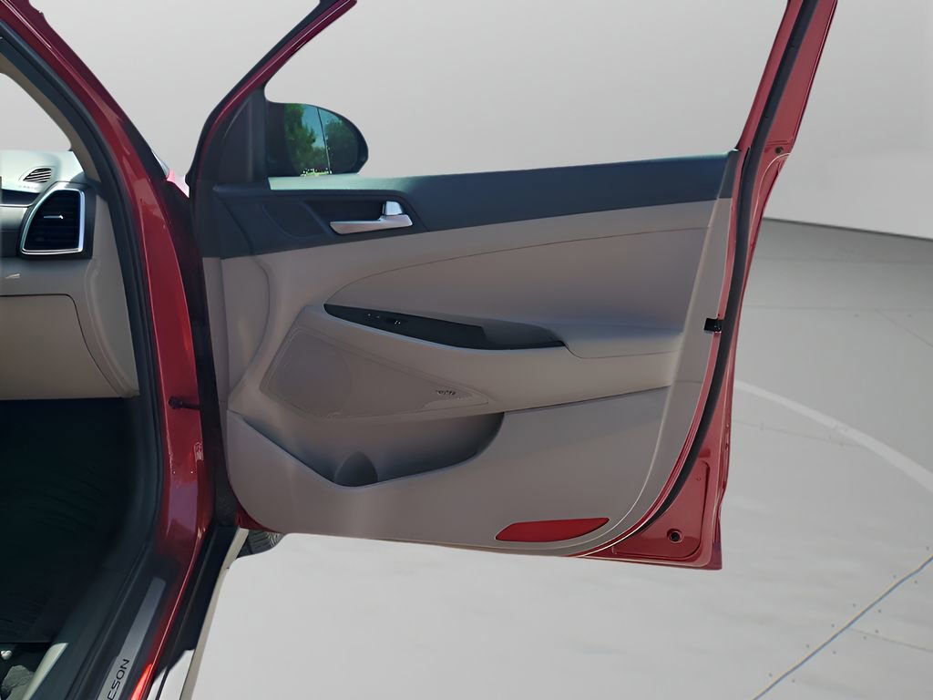 Used 2021 Hyundai Tucson Limited image 13