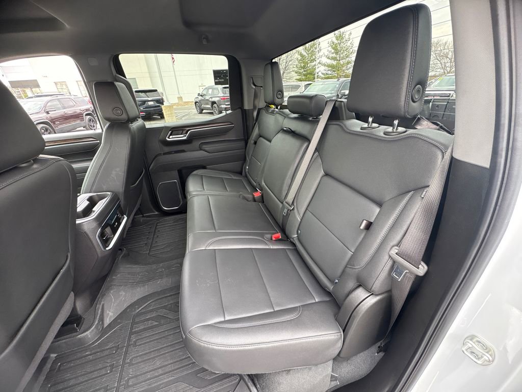 Used 2025 GMC Sierra 1500 SLT w/ SLT Premium Package image 11