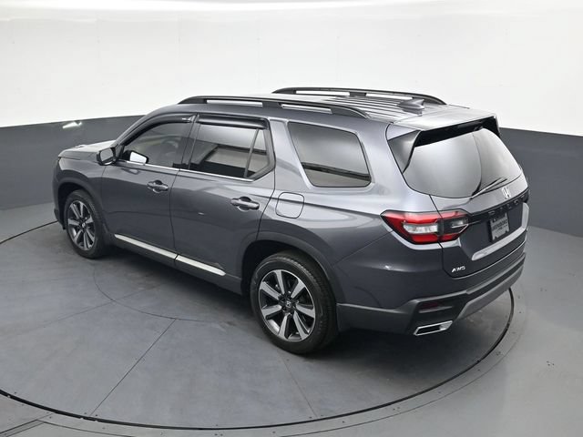 Used 2025 Honda Pilot Touring image 25