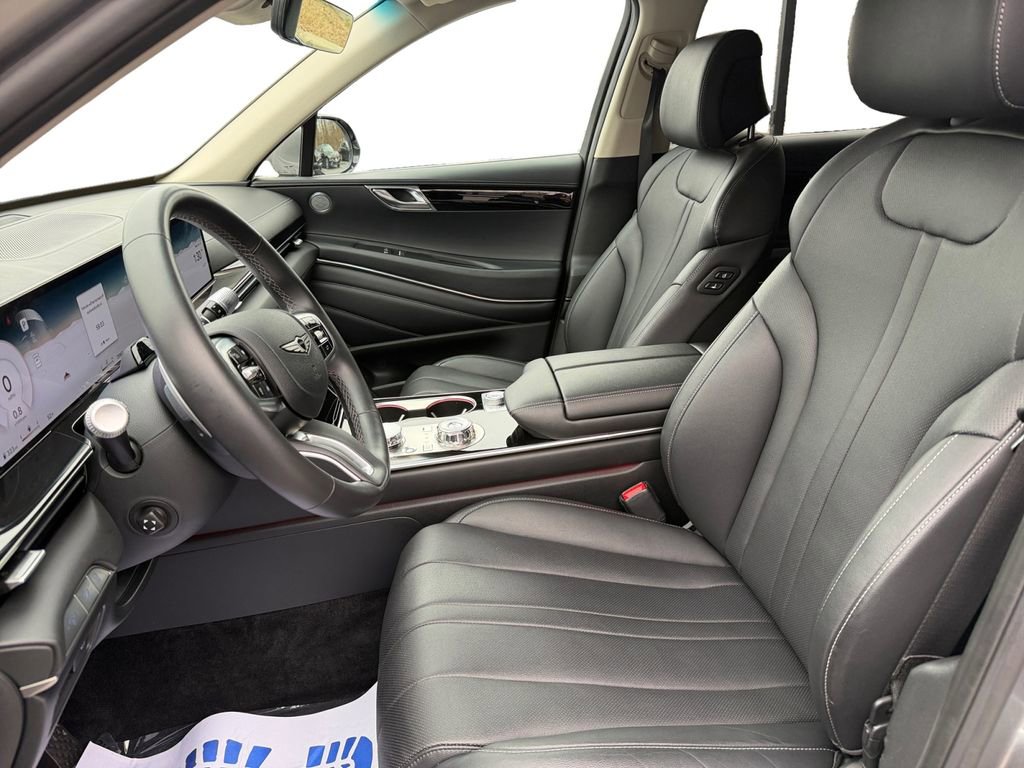Used 2025 Genesis GV80 2.5T Standard image 9