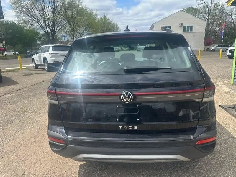 Used 2026 Volkswagen Taos S FWD image 7