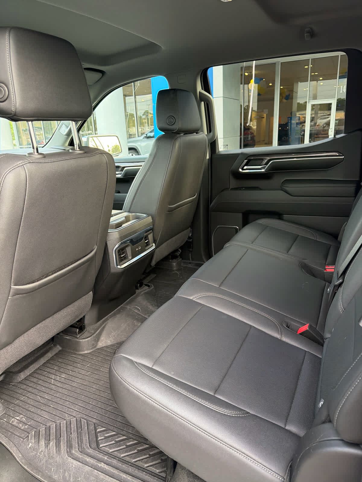 Used 2024 Chevrolet Silverado 1500 LTZ AWD/4WD image 13