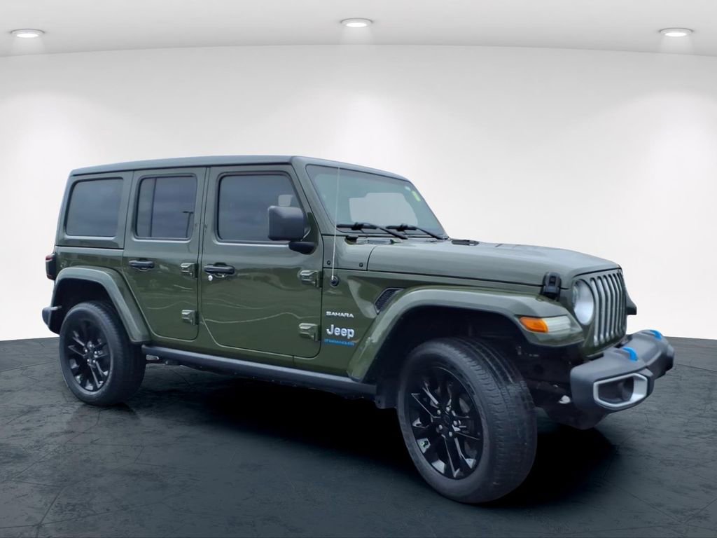 Used 2023 Jeep Wrangler Unlimited Sahara image 4