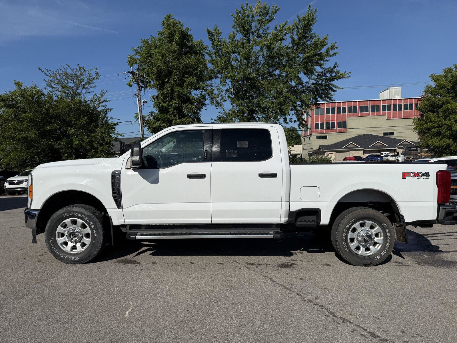 Used 2023 Ford F250 XLT w/ FX4 Off-Road Package AWD/4WD image 6