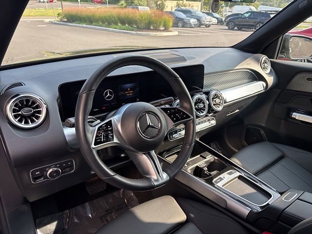 Used 2025 Mercedes-Benz GLB 250 GLB 250 image 12