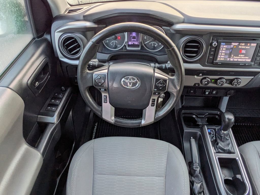 Used 2019 Toyota Tacoma SR5 RWD image 16