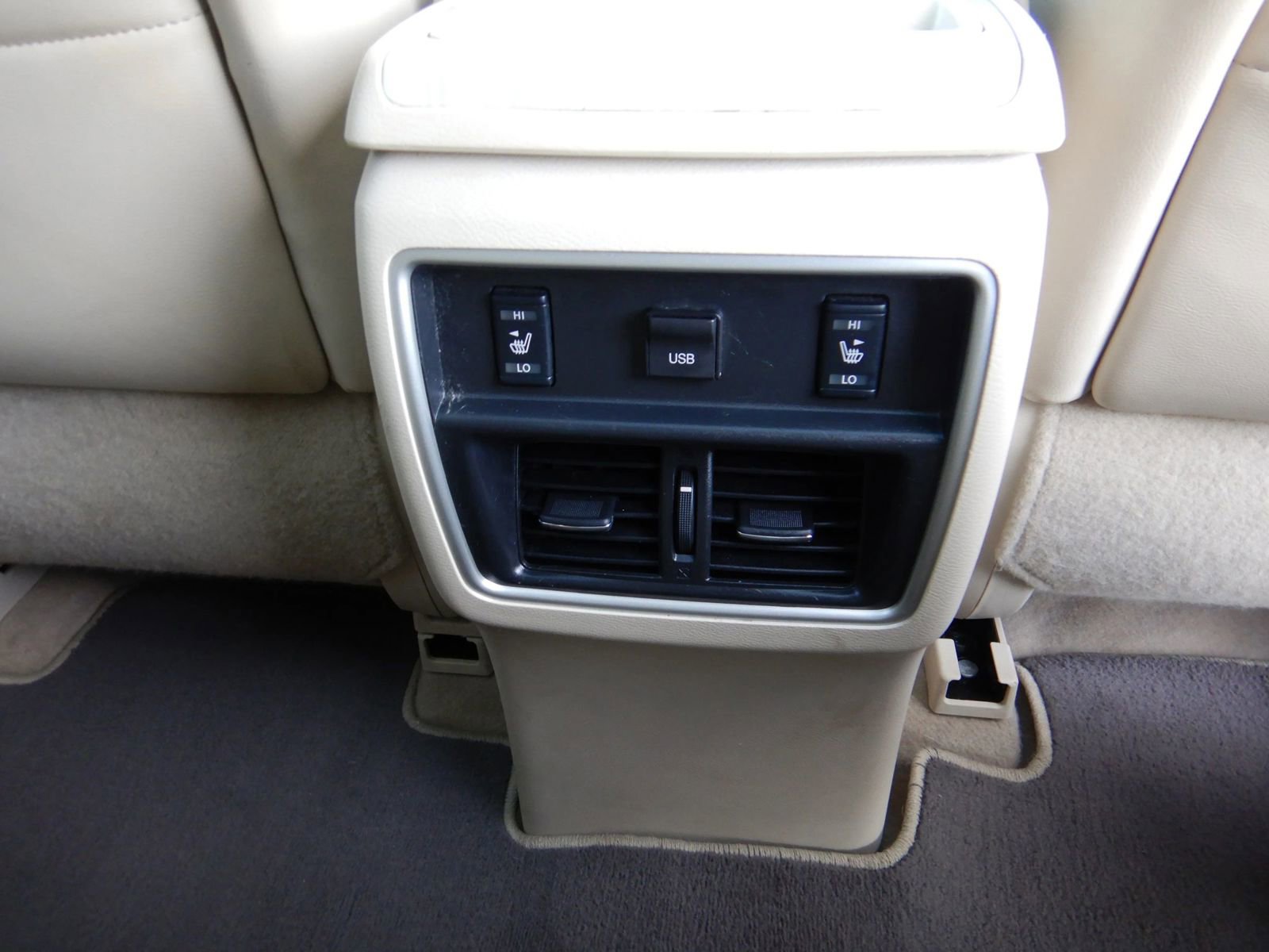 Used 2015 Nissan Murano Platinum w/ Platinum Technology Package AWD/4WD image 17