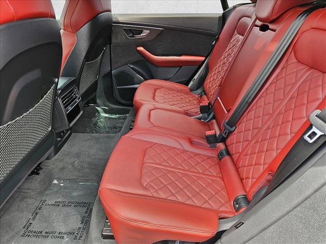 Used 2022 Audi SQ8 Prestige AWD/4WD image 25