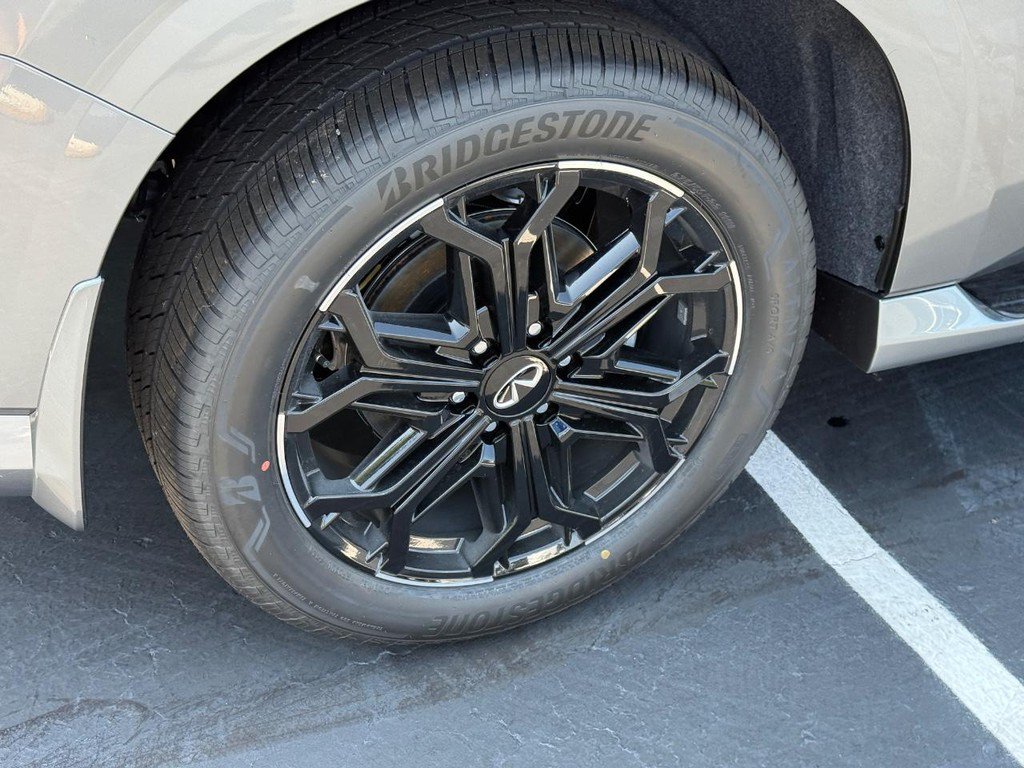 New 2027 INFINITI QX80 Sensory w/ Sport Exterior Package AWD/4WD image 4