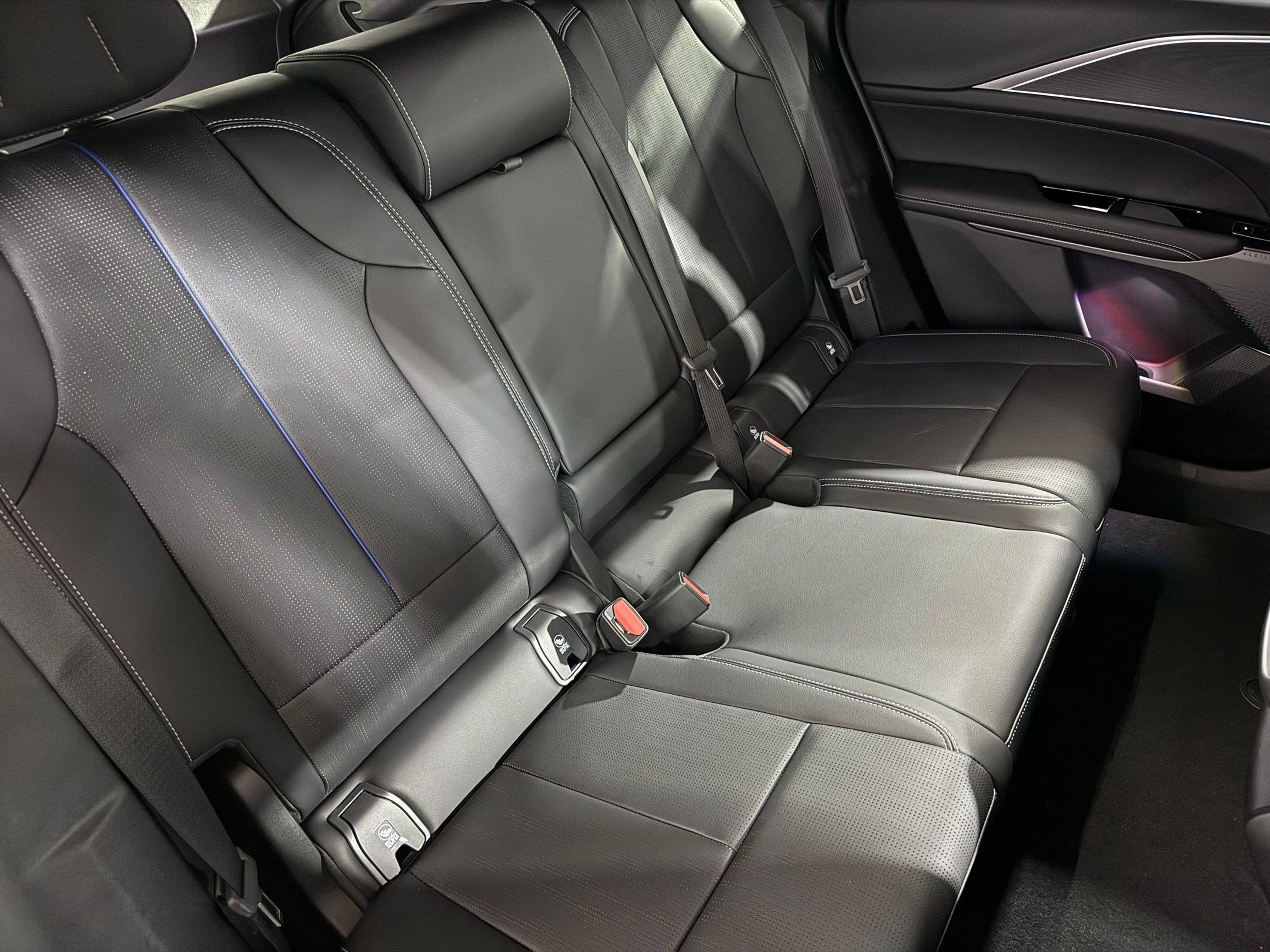 New 2026 Cadillac Lyriq Sport AWD/4WD image 45