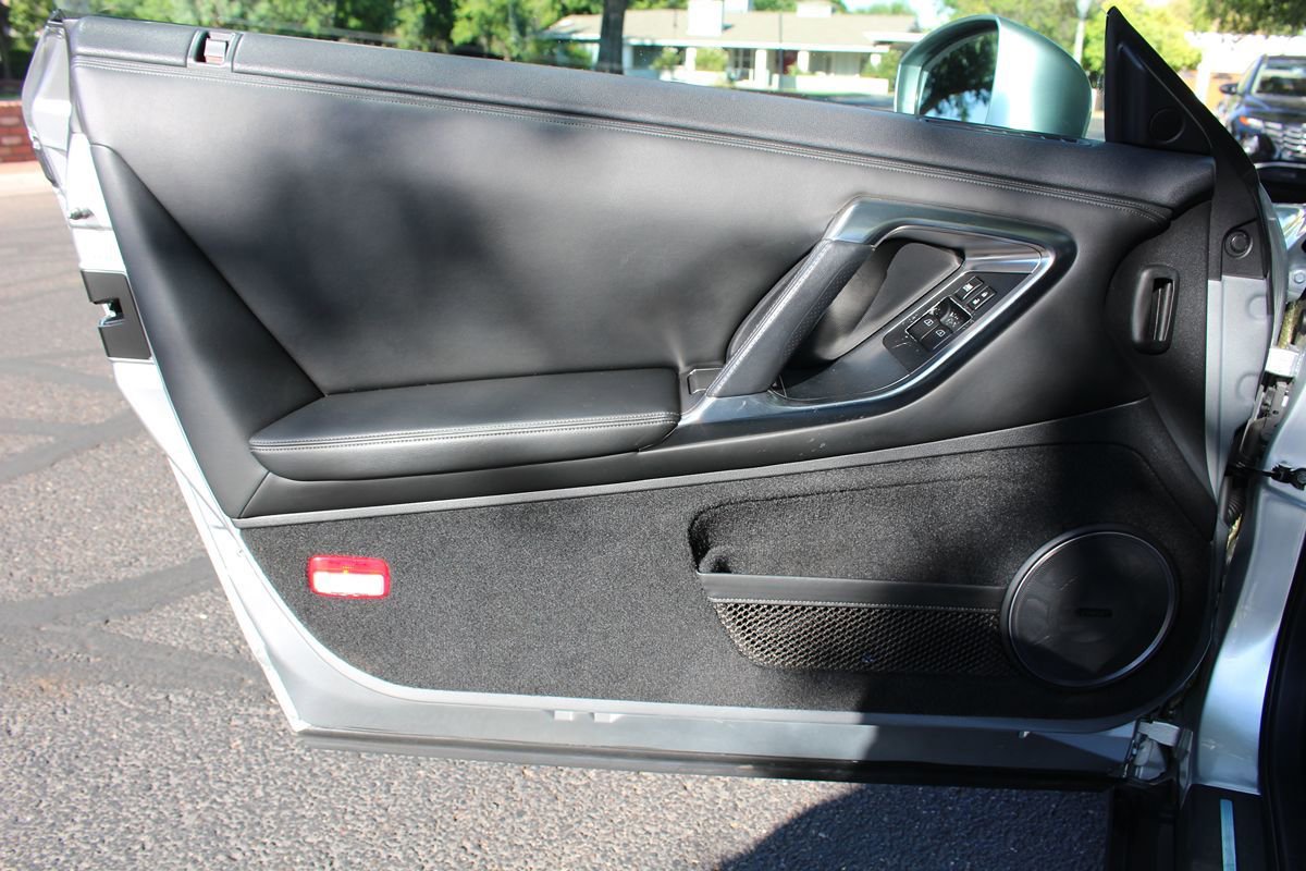 Used 2009 Nissan GT-R Premium AWD/4WD image 12