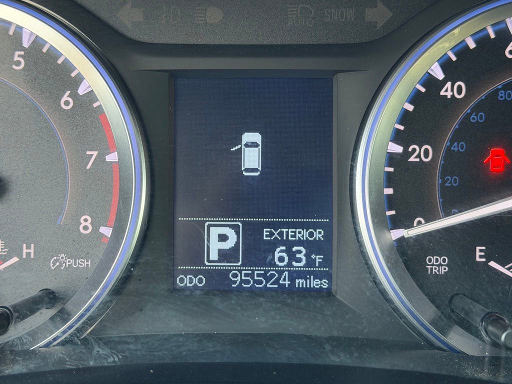 Used 2016 Toyota Highlander LE FWD image 20