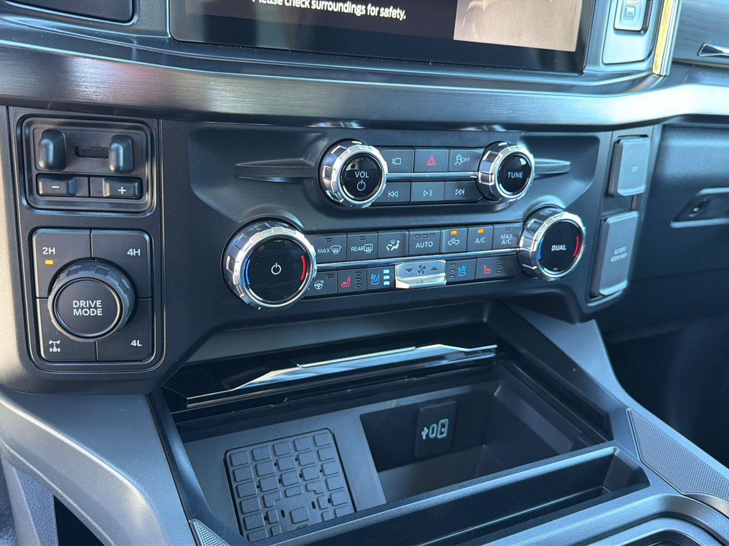 New 2027 Ford F250 Lariat AWD/4WD image 28
