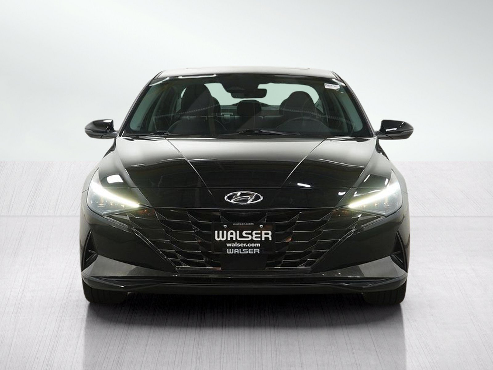 Used 2023 Hyundai Elantra Limited FWD image 9